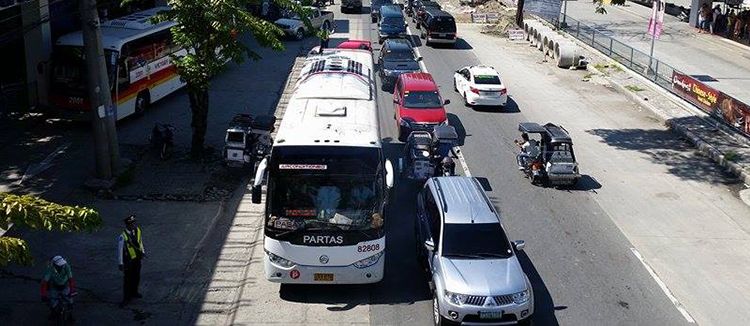 フィリピン（ターラック）での移動手段と国が抱える課題